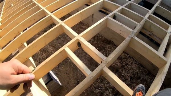 полы без скрипа - монтаж фанеры в каркасном доме. монтаж люков. обзор наколенников IRWIN i-gel.