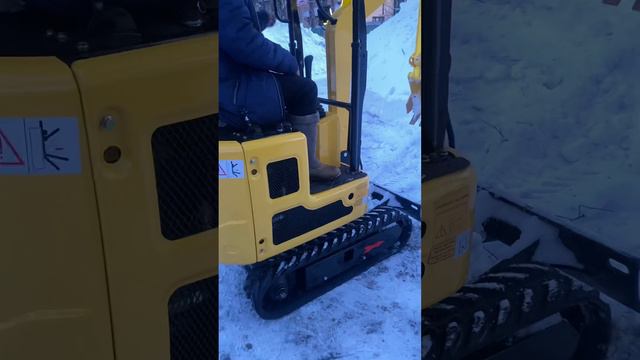 Мини-экскаватор Rippa R319 в наличии в России