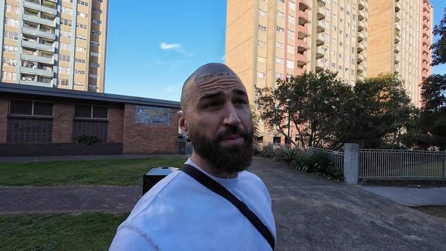 "The Infamous Suicide Towers” A walk-through Sydney’s high density housing estates - Into The Hood смотреть онлайн