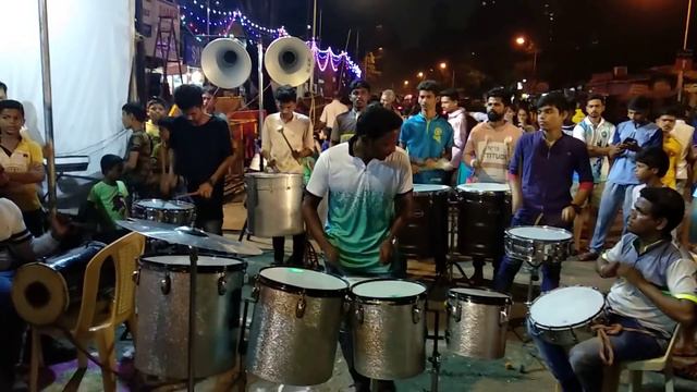 Mangal murti musical group Day 1 Navratri at S P C Compound смотреть онлайн