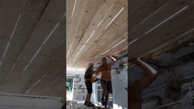 Нейлер Dewalt DCN21PL підшивка потолка смотреть онлайн