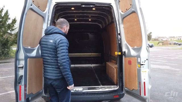 2014 Ford Transit Custom L2H2 for sale @ Vans Today Worcester смотреть онлайн