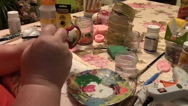 Декупаж яйца под старину в стиле «Ренесанс»… Оформление Яйца с цыпленком своими руками. смотреть онлайн