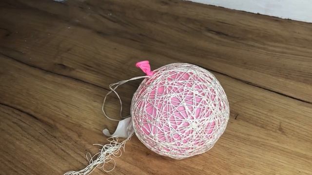 НОВОГОДНЯЯ ПОДВЕСКА | МК шар из ниток | Зимний декор из покупок Fix Price смотреть онлайн