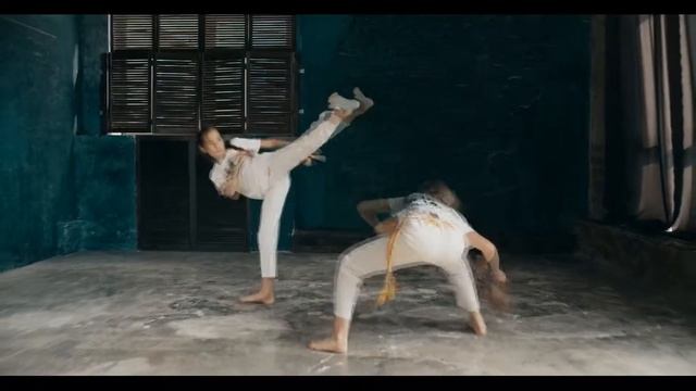 Капоэйра-шоу смотреть онлайн