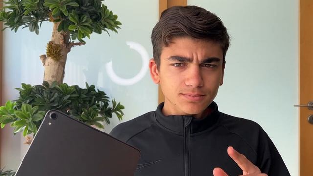 M2 iPad Pro vs M2 MacBook Air! Changes needed to compete with the MacBook! смотреть онлайн