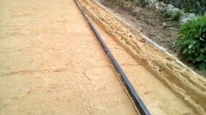 Как выровнять песок  под  брусчатку.