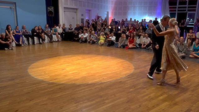 Murat & Eleonora 3/4 Limouzi Tango Weekend, France. 2022 смотреть онлайн