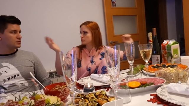 VLOG: НАШ НОВЫЙ ГОД В ПИЖАМАХ! 31.12.19