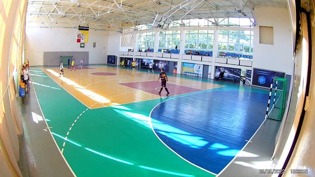 РаботничкиWH Fargo 4 2 часть 2 смотреть онлайн