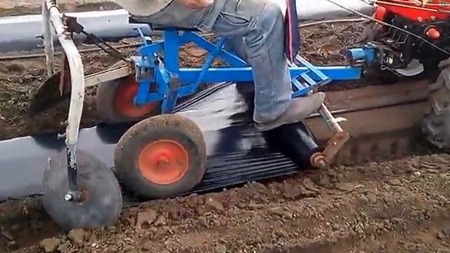 Пленкоукладчик своими руками на мотоблок смотреть онлайн