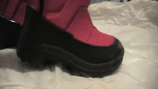 Лучшая детская обувь на зиму - финские валенки смотреть онлайн