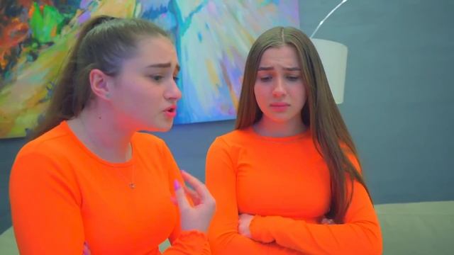 Diana dan sahabatnya DITEMUKAN OLEH SAUDARINYA! Situasi lucu sehari-hari смотреть онлайн