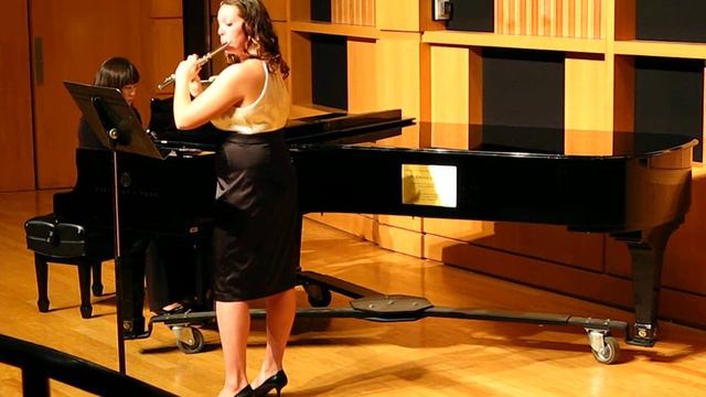 Hindemith's Sonata for Flute & Piano, Mvt. I & II смотреть онлайн