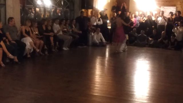 Gisela Natoli Y Gustavo Rosas Alla Milonga In Corte
