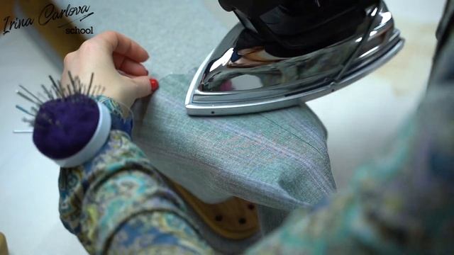 10 урок Стачивание боковых швов. Втачивание рукава смотреть онлайн