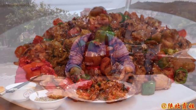 【陕北霞姐】长假结束，霞姐做家常辣子炒鸡腿，一次炒10根，香辣入味，猛香了！ смотреть онлайн