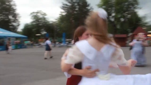 Безумный вальсовый вечер смотреть онлайн
