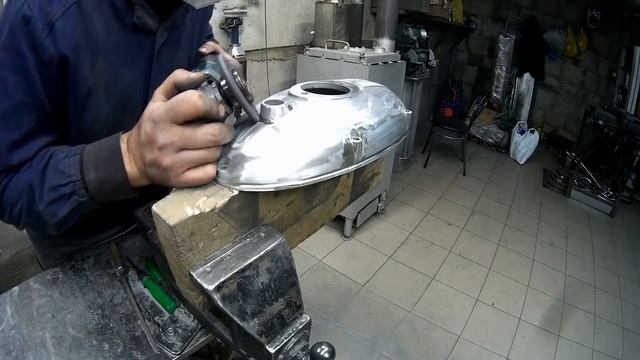 Полировка алюминиевых деталей мотоциклов смотреть онлайн