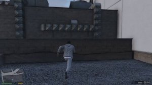 Grand Theft Auto V ищи грязные окна!