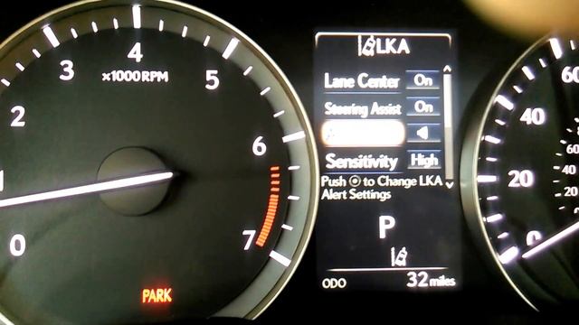 How to use the Lexus Lane Keep Assist! RX 350 смотреть онлайн