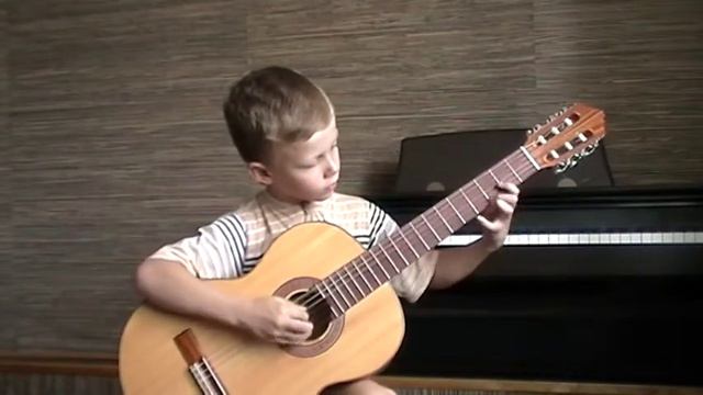 "Song of a turtle" by F.Gladkov. Performed by Andrew Savchuk, August 2013 смотреть онлайн