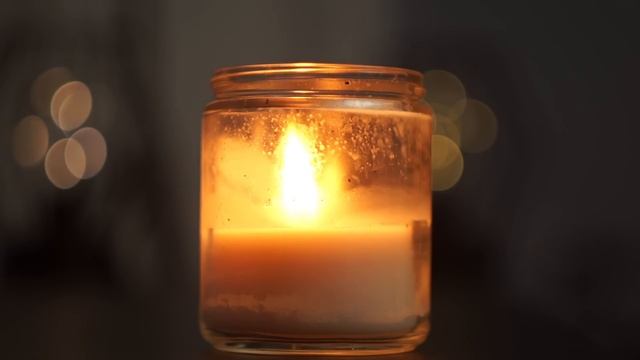 Мои друзья будут жить здесь, раз не хотите отдавать мою долю в квартире. Сказал сын родителям. смотреть онлайн