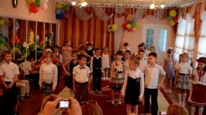 Танец под песню "Учат в школе"  1-В класс!!!