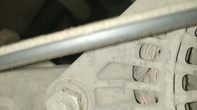 Lancer 9. Замена приводных ремней генератор / помпа /гур / кондиционер. смотреть онлайн