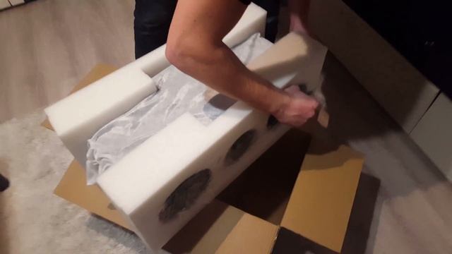 Unboxing Video Jamo C 10 CEN смотреть онлайн