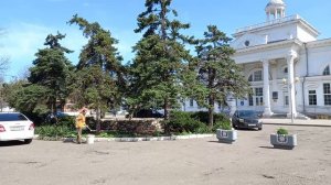 Отдых в Ейске на Азовском море . ЖД вокзал .