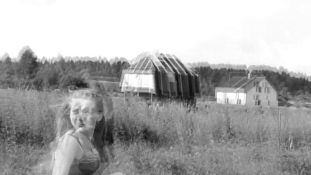 Арина (Ludovico Einaudi - Dietro Casa) смотреть онлайн