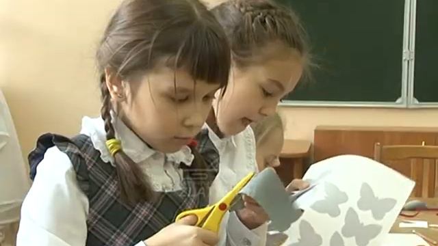 Школьники и детсадовцы Златоуста теперь меньше боятся темноты смотреть онлайн