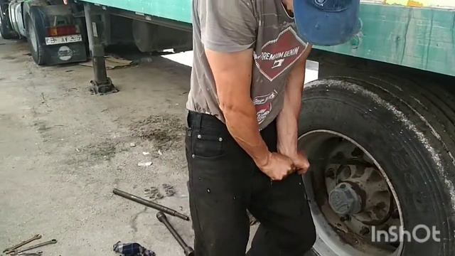 Меняю колёса на прицепе...часть-3я смотреть онлайн