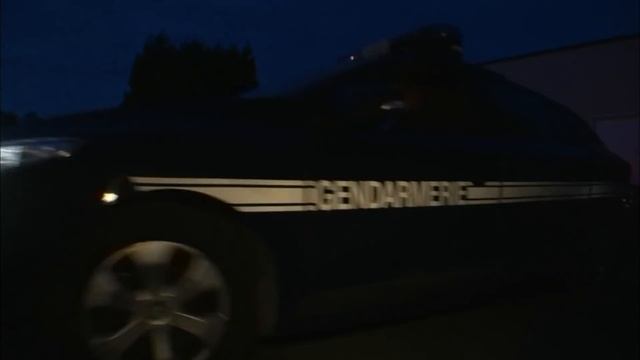 Traque d'un trafic de stups à Cambrai смотреть онлайн