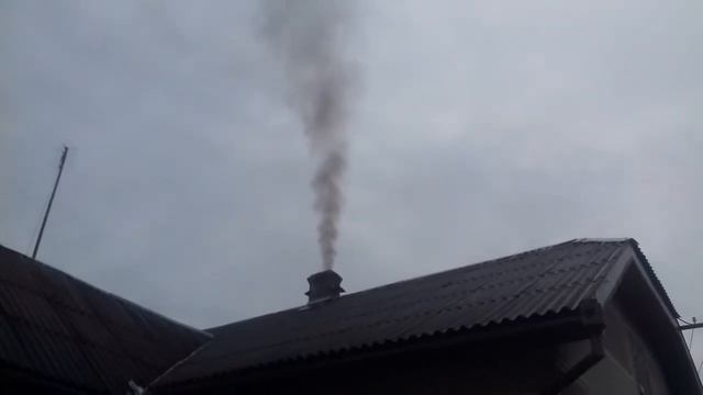 Как горит сажа в дымоходе #сажавдымоходе #сажа #Возгораниесажи смотреть онлайн