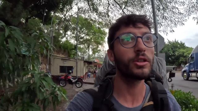Gümrük Polisi Uyardı! Orta Amerika'daki ÖNEMLİ Sınır Kuralı #268 смотреть онлайн