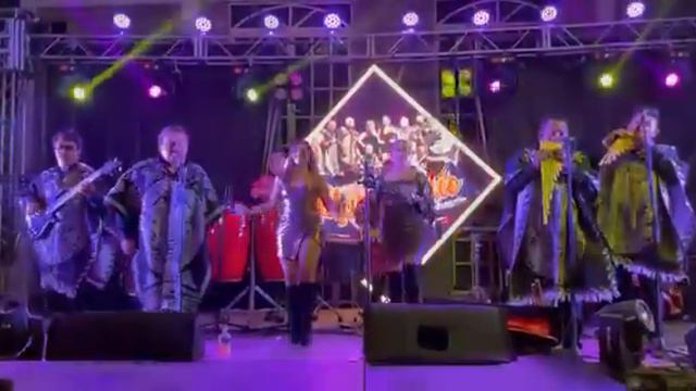 buscándote!! Mario celio y los dioses de la cumbia!!! los Rocha!!! смотреть онлайн