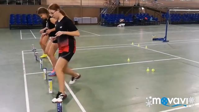Badminton training смотреть онлайн
