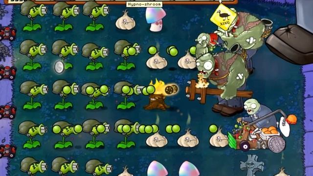 Plants vs Zombies Hack - Hypno-shroom vs Gatling Pea vs Dr. Zomboss смотреть онлайн