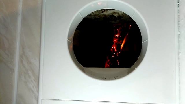 Как избавится от жирных закопченых потолков на кухне . смотреть онлайн