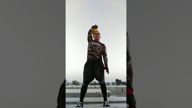 РЫВОК С ГИРЕЙ 16 КГ В ПЕРЧАТКЕ-10 МИНУТ. смотреть онлайн