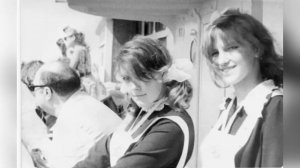 Песни нашего двора! Красивые советские девушки и знакомая дворовая песня