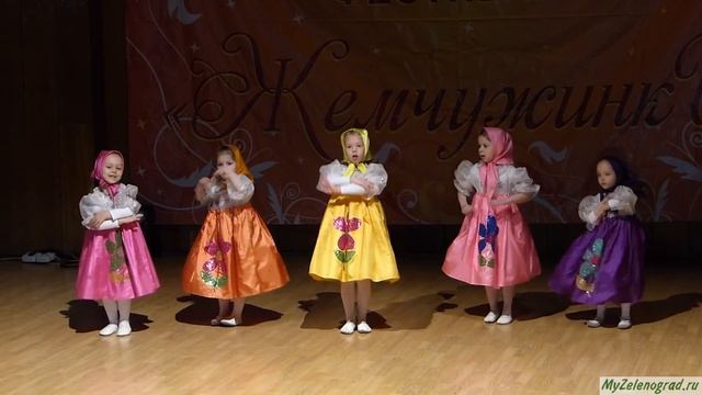 "Калинка-малинка". Исполняет старшая группа студии "Ультрадэнс" смотреть онлайн