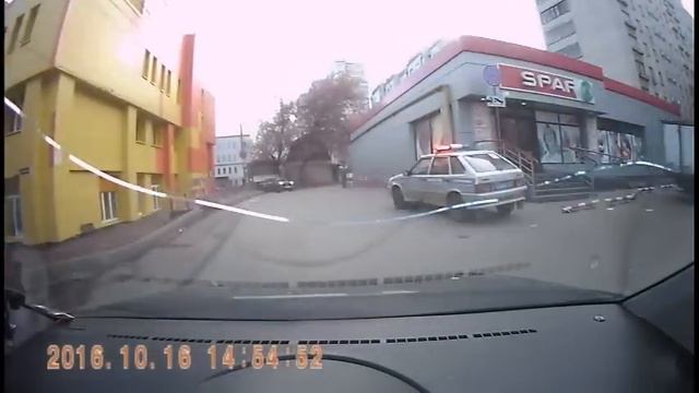 Эвакуаторы работают и по выходным смотреть онлайн