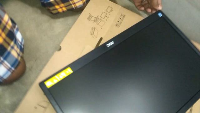 Unboxing AOC 18 5 inch LED Monitor HD смотреть онлайн