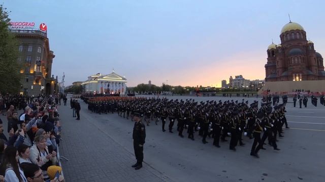 Репетиция парада посвященного 77-й годовщине Победы на Площади Павших Борцов Волгоград 2022 год, 14 смотреть онлайн