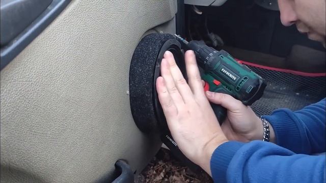 Замена штатной акустики в калине на Dl Audio Raven 165 смотреть онлайн