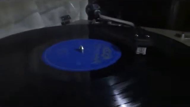 Pioneer PL 350 AKA Pioneer PL 500 turntable to my yamaha p2200 power amp to lo d hs430 speaker смотреть онлайн