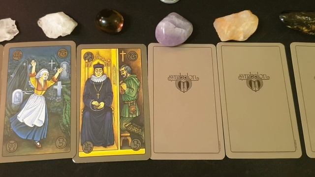 #helloween Шесть посланий от духов предков #гадание #таро #отношения_и_любовь #тароонлайн смотреть онлайн